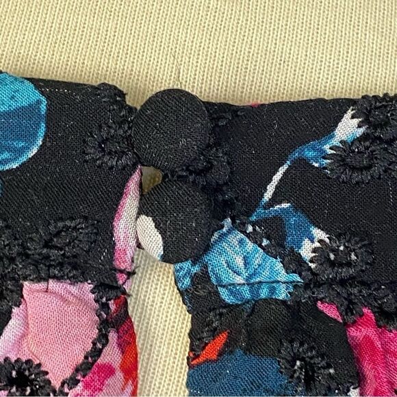 TORRID BABYDOLL EYELET TIERED TOP NWOT - Picture 10 of 15